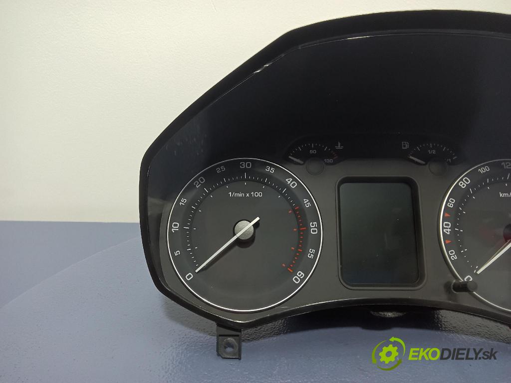 Skoda Octavia 2008 Přístrojová deska 1Z0920842H