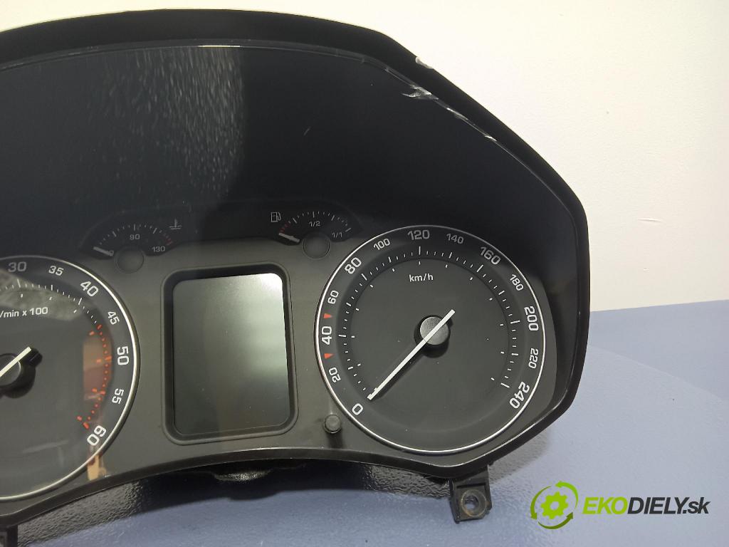 Skoda Octavia 2008 Přístrojová deska 1Z0920842H