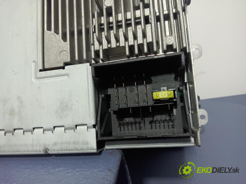 Skoda Octavia 2008 Radio I Navigace: 1Z0035680A
