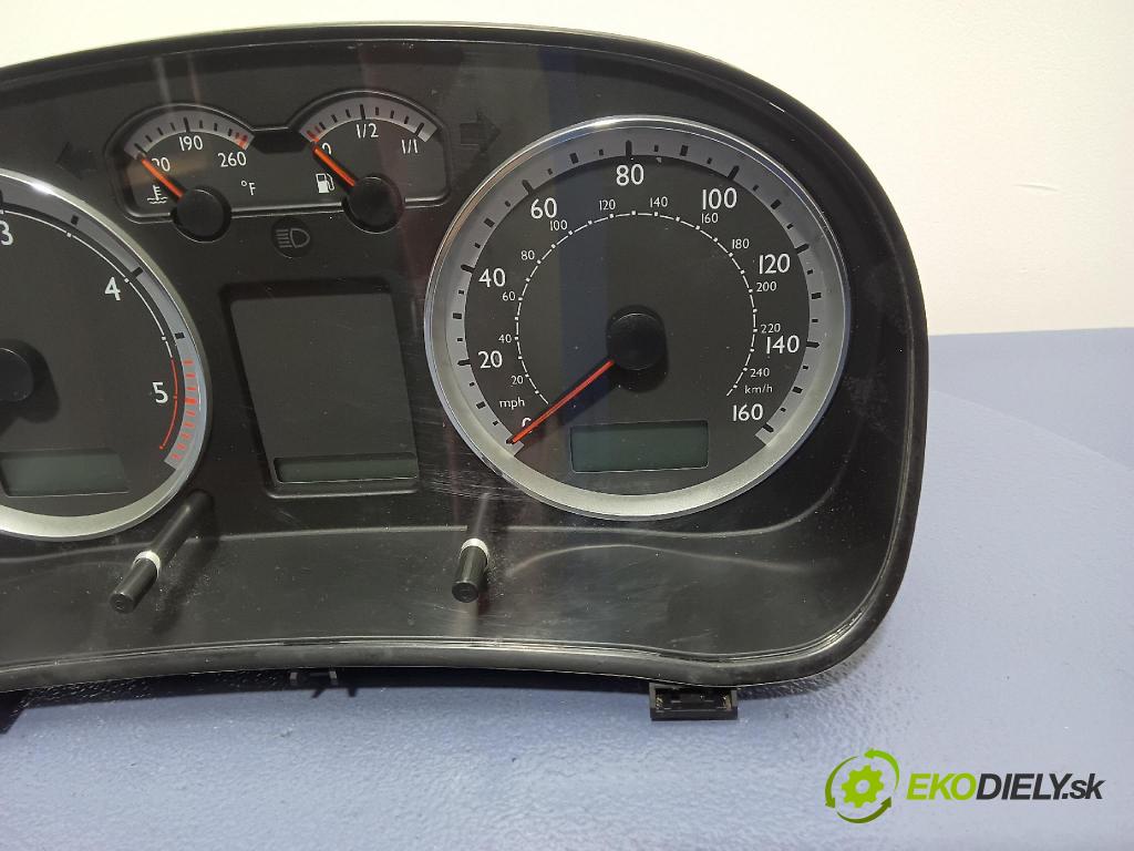 Volkswagen Jetta 2004 Přístrojová deska 1J5920906R