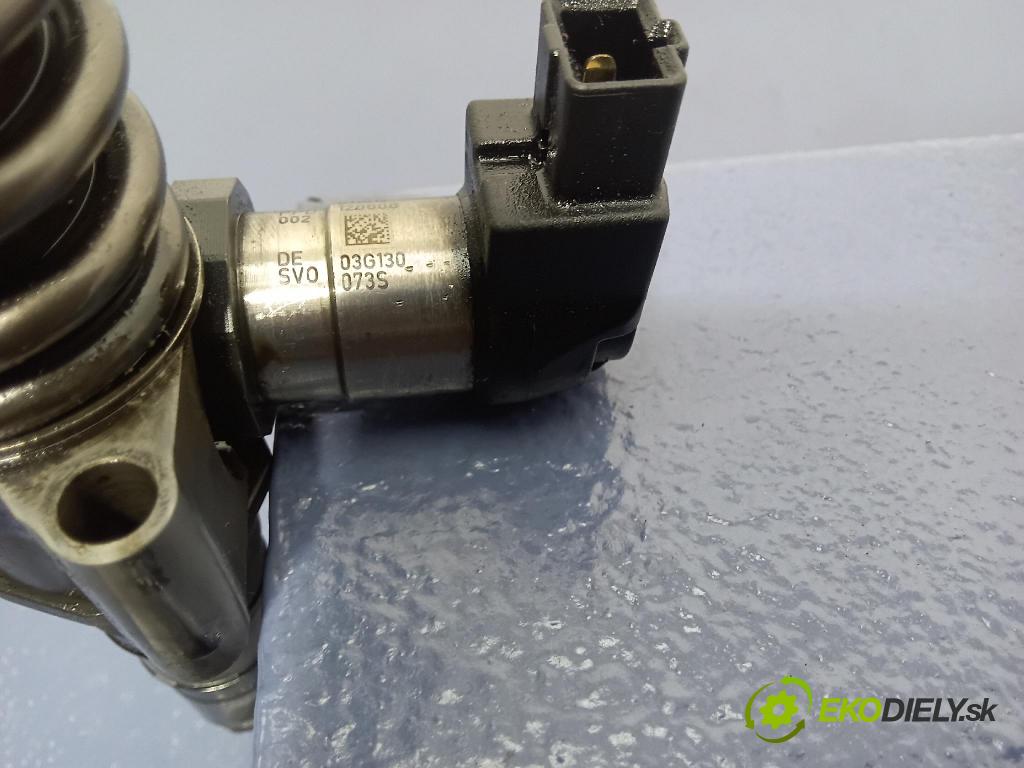 Volkswagen Passat 2006 vstrek 03G130073S