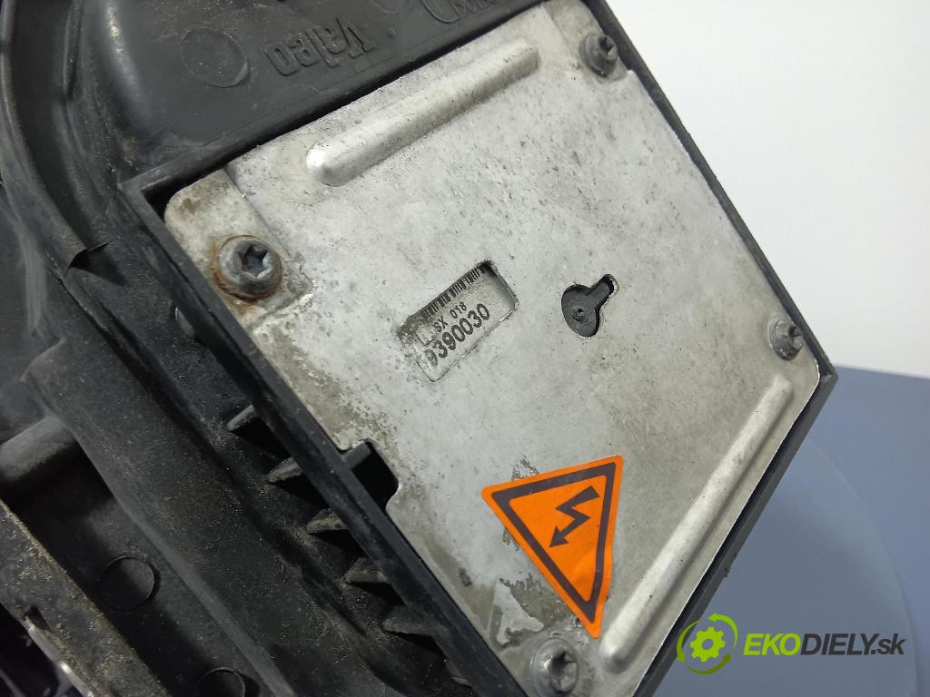 Volkswagen Passat 2006 světlo v pravo: 3C0941752G