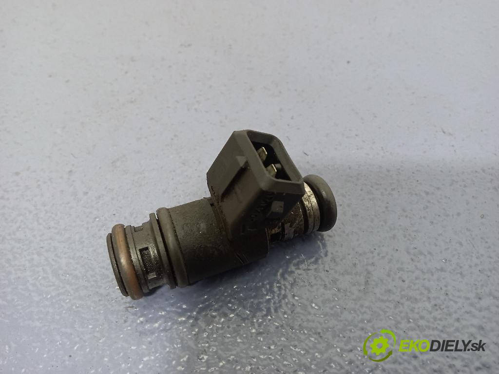 Volkswagen Passat 1998 vstrek IWP076