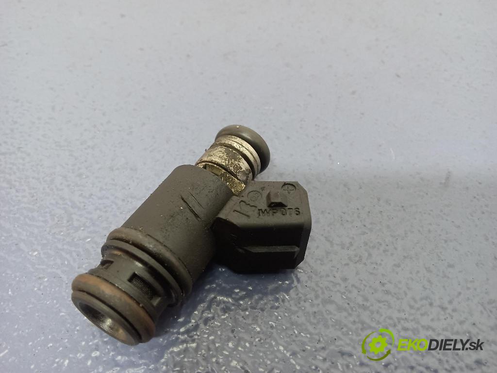 Volkswagen Passat 1998 vstrek IWP076