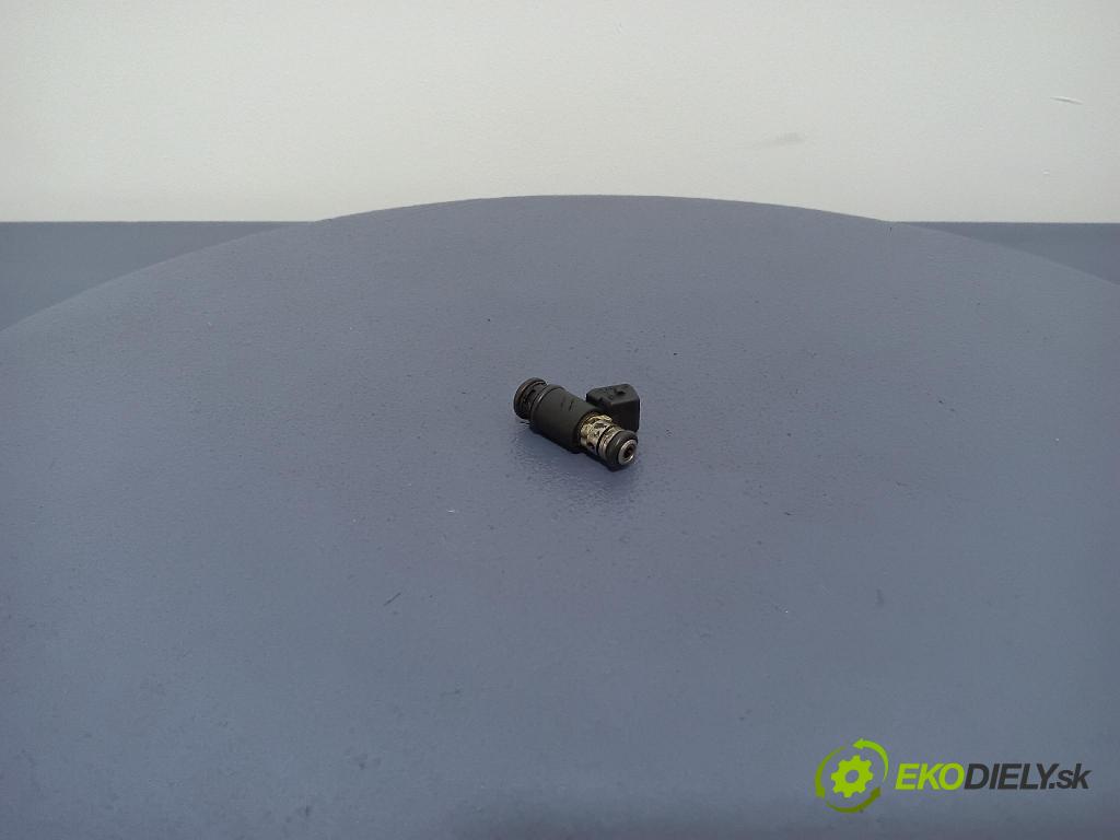 Volkswagen Passat 1998 vstrek IWP076
