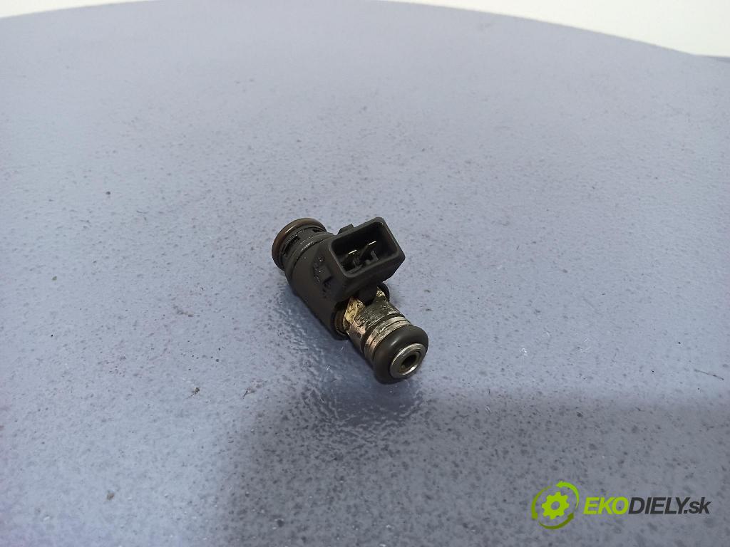 Volkswagen Passat 1998 vstrek IWP076
