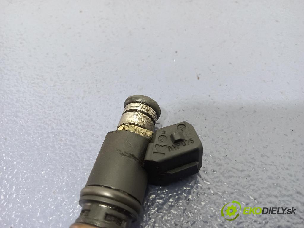 Volkswagen Passat 1998 vstrek IWP076