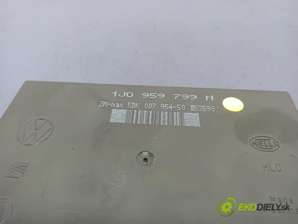 Volkswagen Passat 1998 riadiaca jednotka Komfortu 1J0959799N