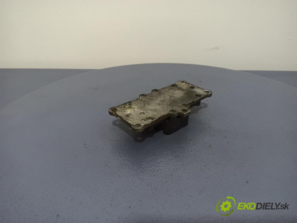 Volkswagen Passat 1998 riadiaca jednotka 071905143