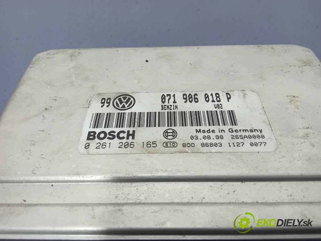 Volkswagen Passat 1998 riadiaca jednotka Motor: 071906018P