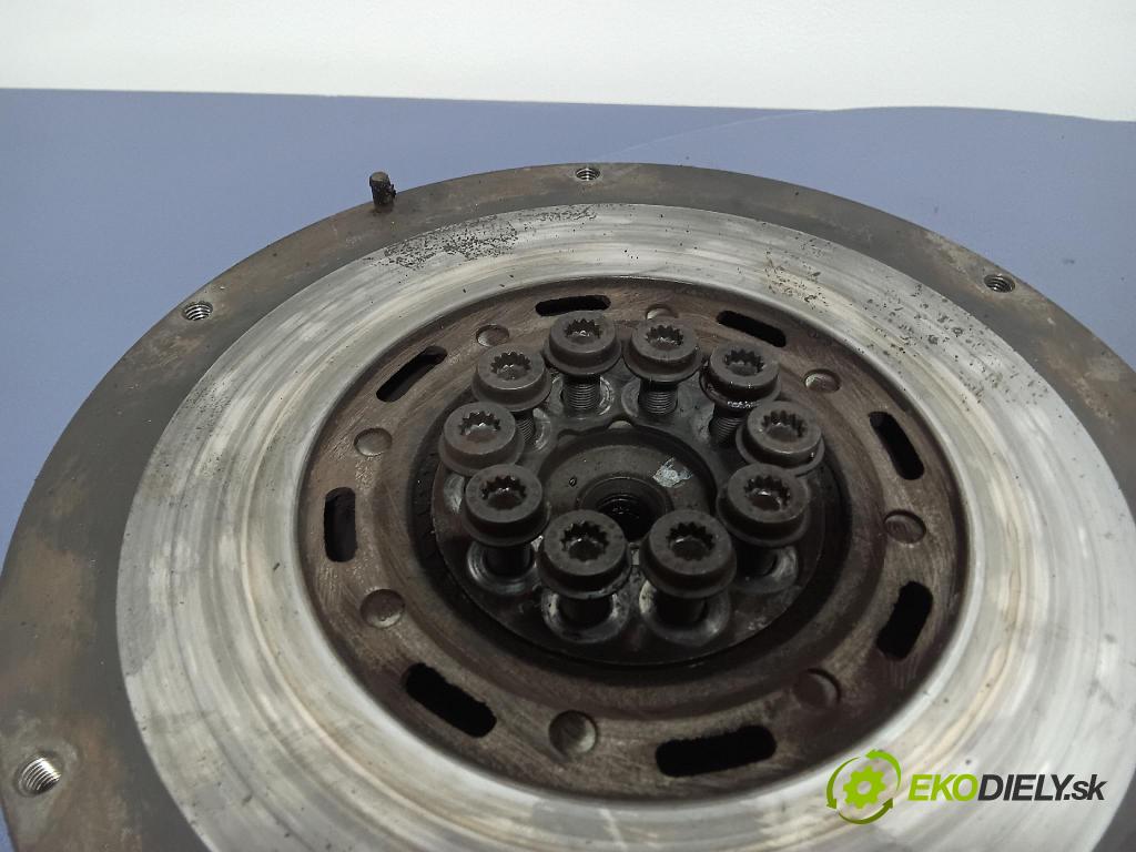 Volkswagen Passat 1998 Spojka: / koleso 01