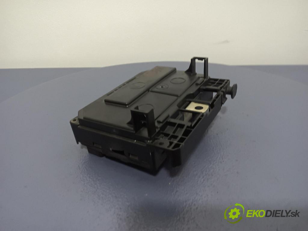 Citroen C4 2007 skrinka Poistky: 9661682980