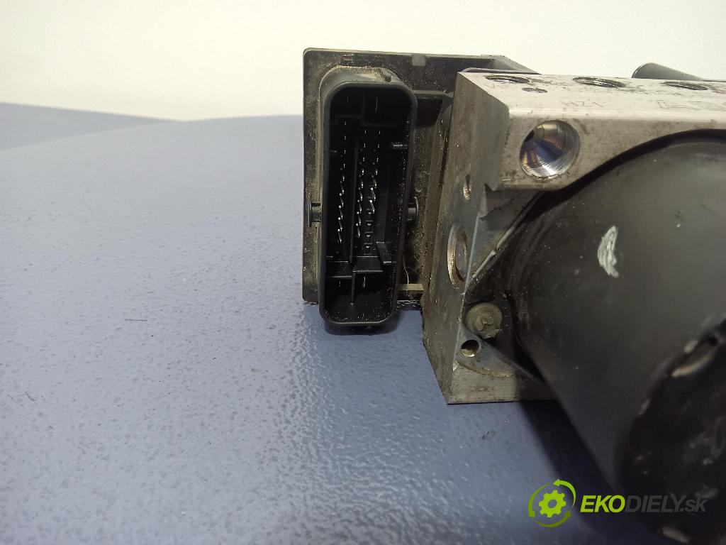 Skoda Fabia 2005 čerpadlo ABS x 6Q0907379AA