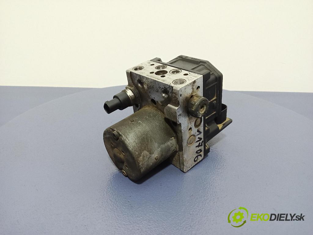 Audi A4 2001 čerpadlo ABS x 8E0614517