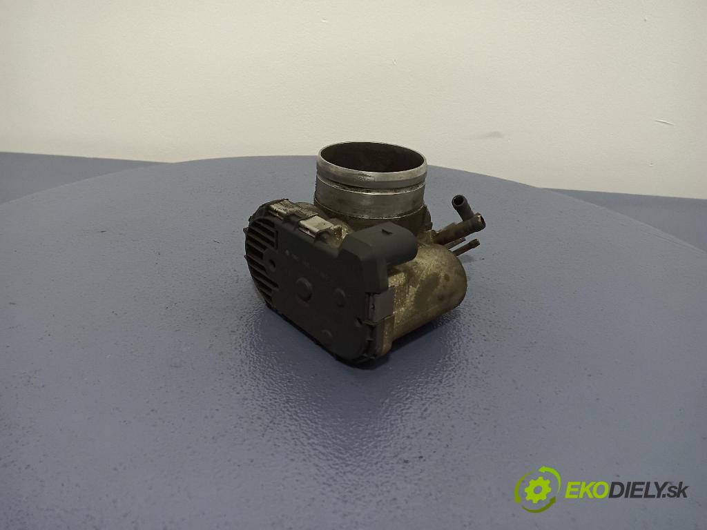Audi A4 2001 klapka 06B133062H