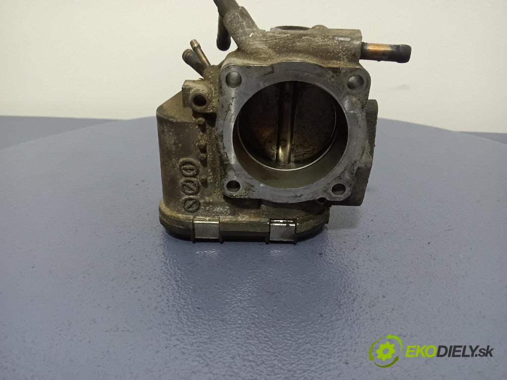 Audi A4 2001 klapka 06B133062H