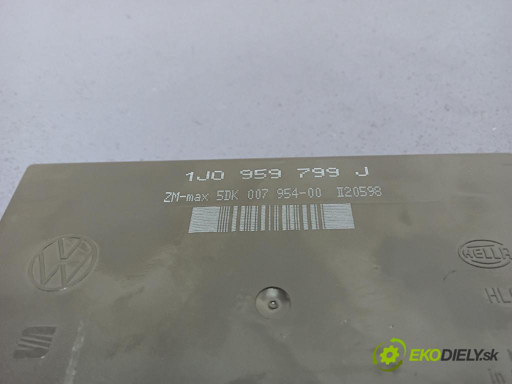 Volkswagen Passat 1998 riadiaca jednotka Komfortu 1J0959799J