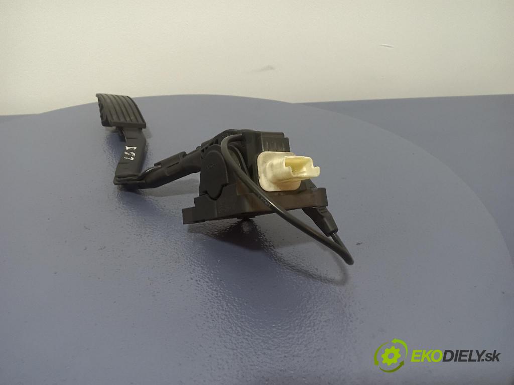 Citroen C5 2006 pedal Plyn: 9650341780