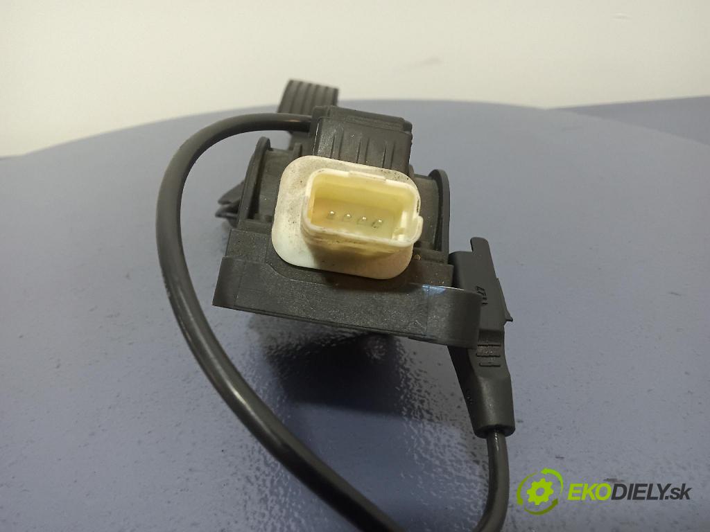 Citroen C5 2006 pedal Plyn: 9650341780