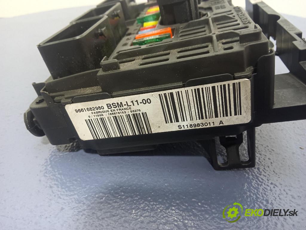 Citroen C5 2006 skrinka Poistky: 9661682980