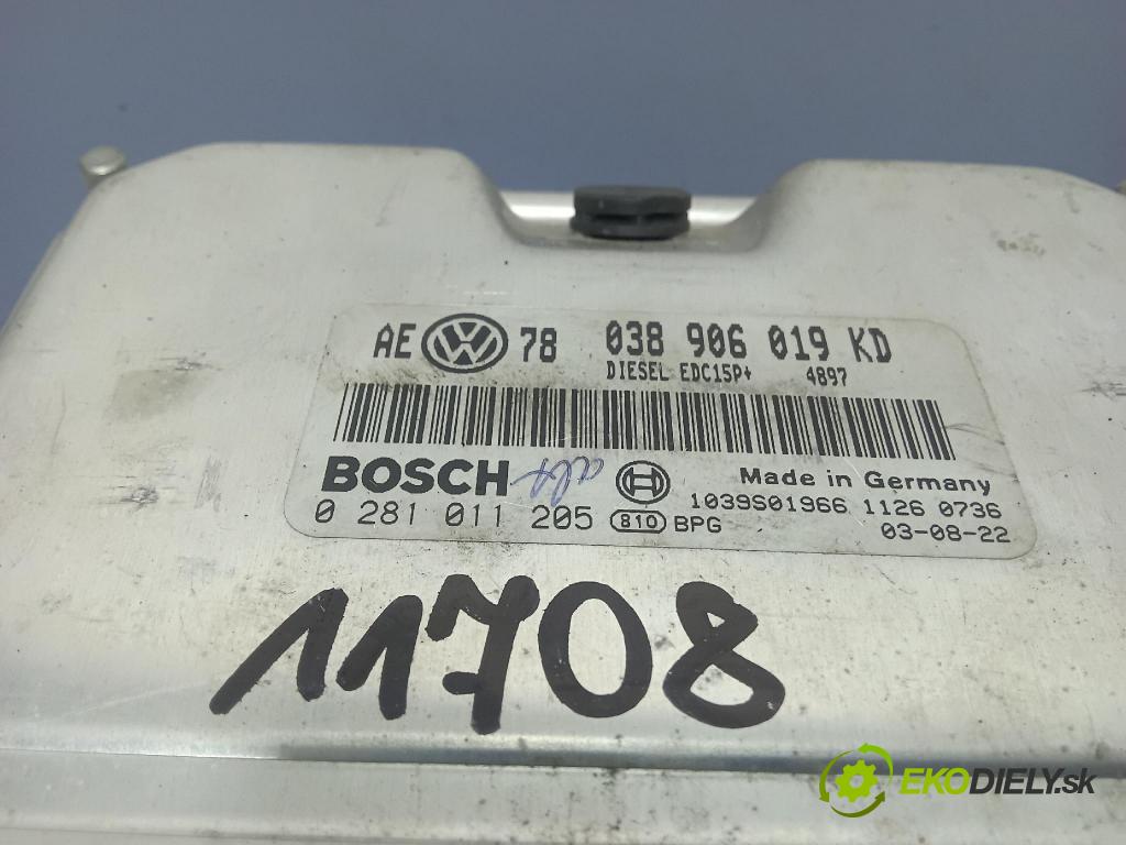 Volkswagen Passat 2003 řídící jednotka Motor: 038906019KD