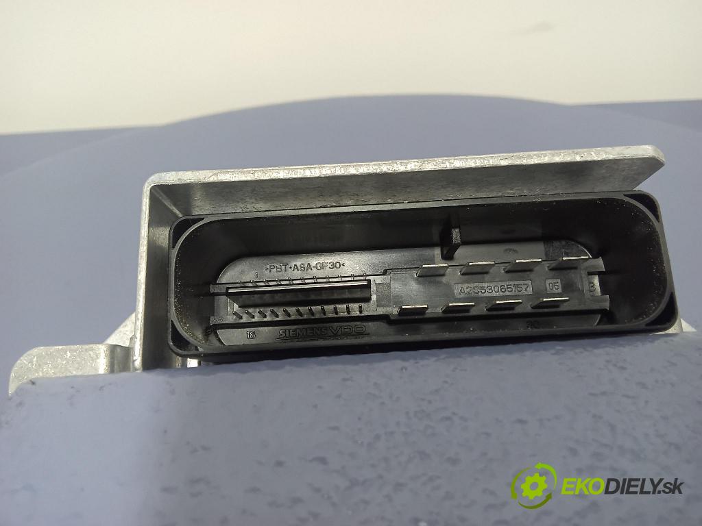 Volkswagen Passat 2006 řídící jednotka 3C0907801B