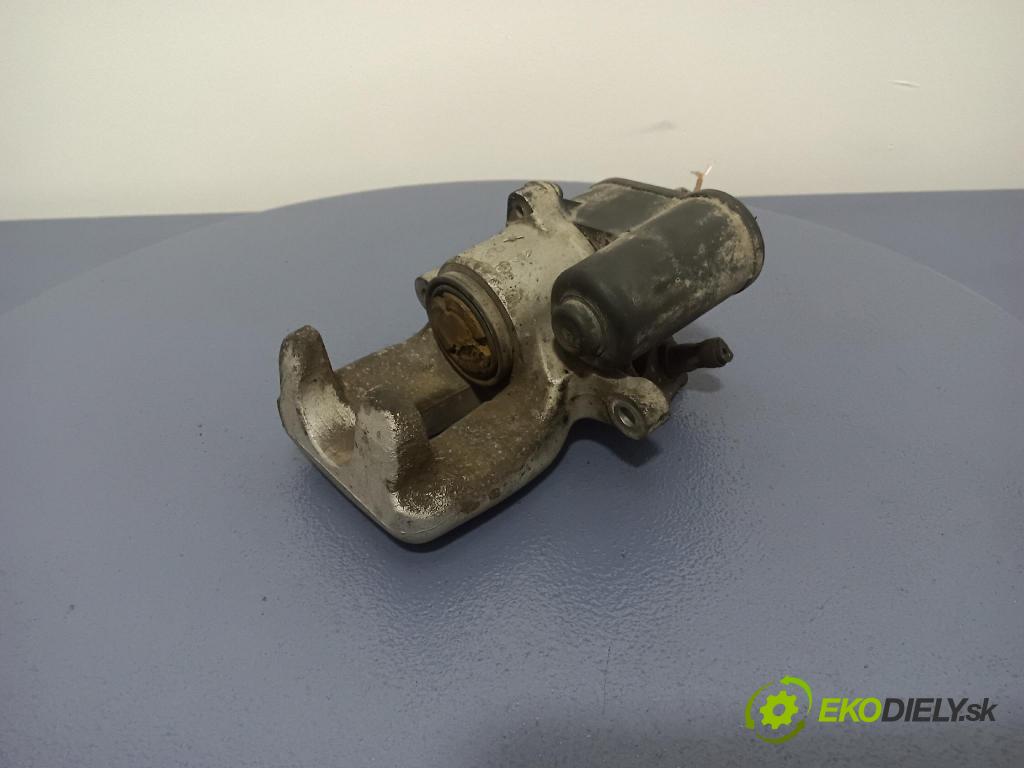 Volkswagen Passat 2006 brzdič brzdový Zad: v pravo: 01