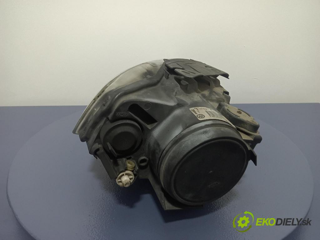 Volkswagen Passat 2006 světlo Levý: 3C0941005S
