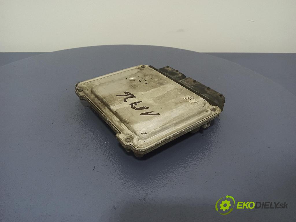 Opel Vectra 2007 riadiaca jednotka Motor: 55566277