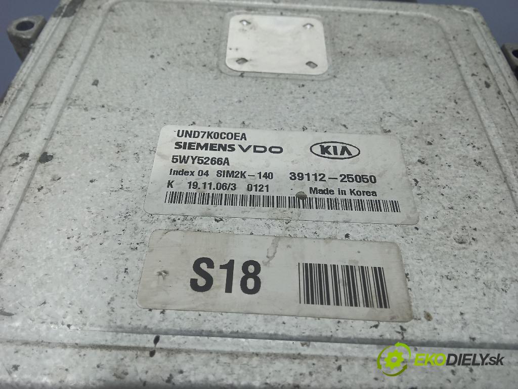 Kia Carens 2007 řídící jednotka Motor: 39112-25050