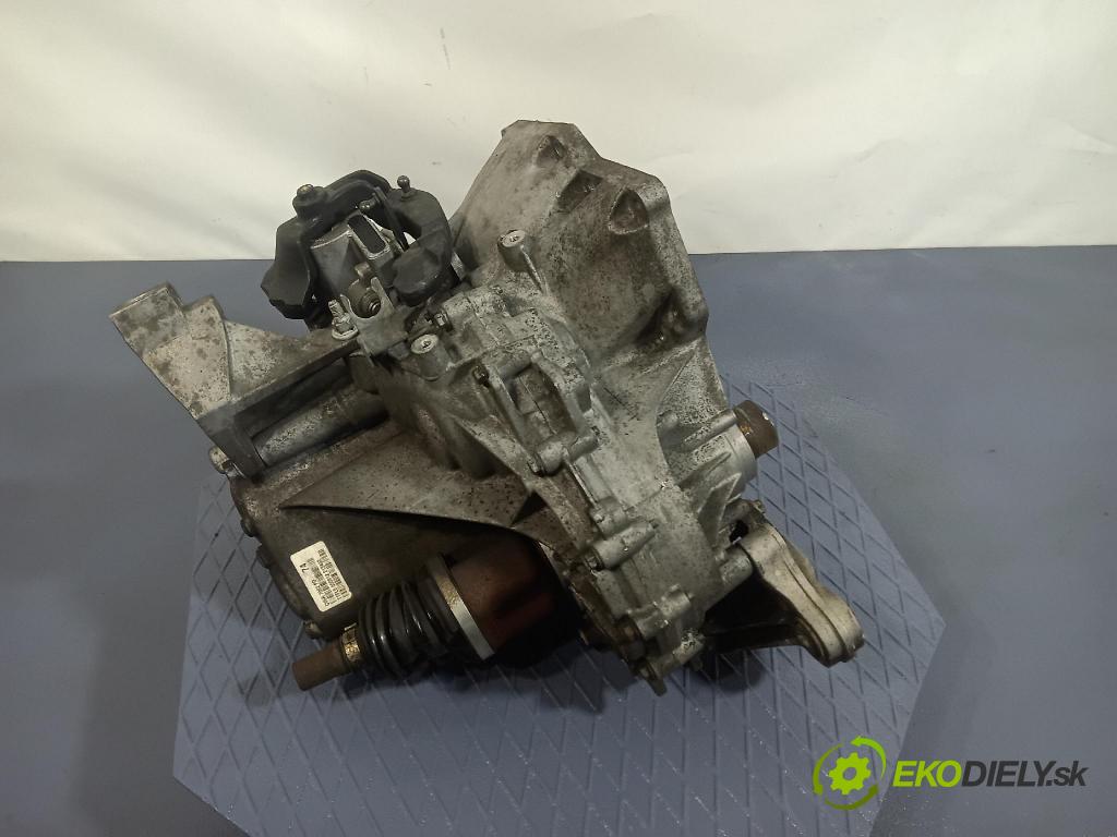 Ford Focus 2012 prevodovka Manualna CV6R-7002-PD