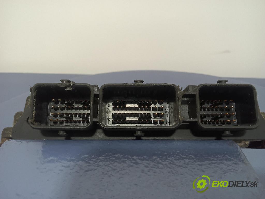 Renault Espace 2005 riadiaca jednotka Motor: 8200311550