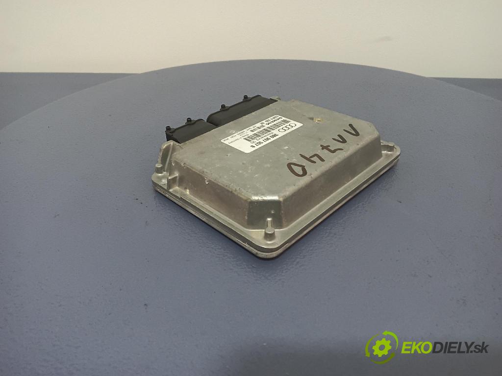 Audi A4 1998 riadiaca jednotka Motor: 3B0907557B
