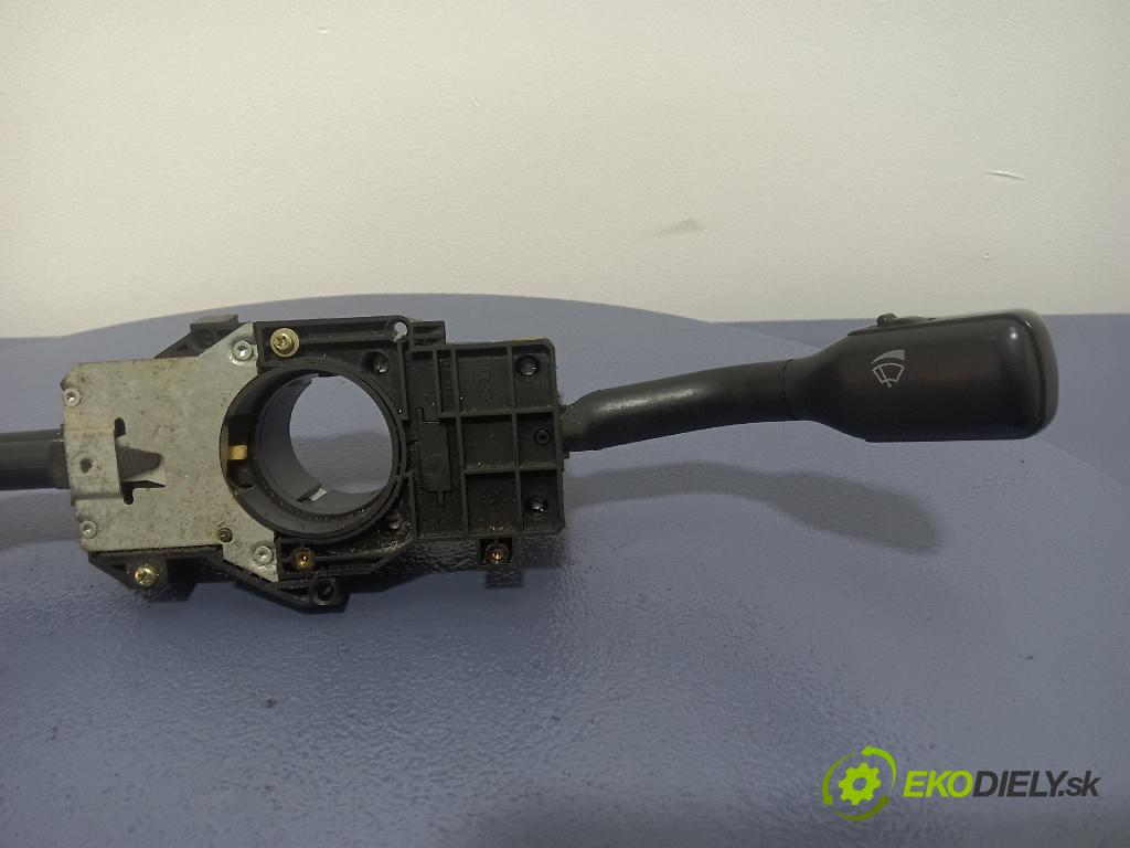 Audi A4 1998 prepínač Komplex: 4D0953513D