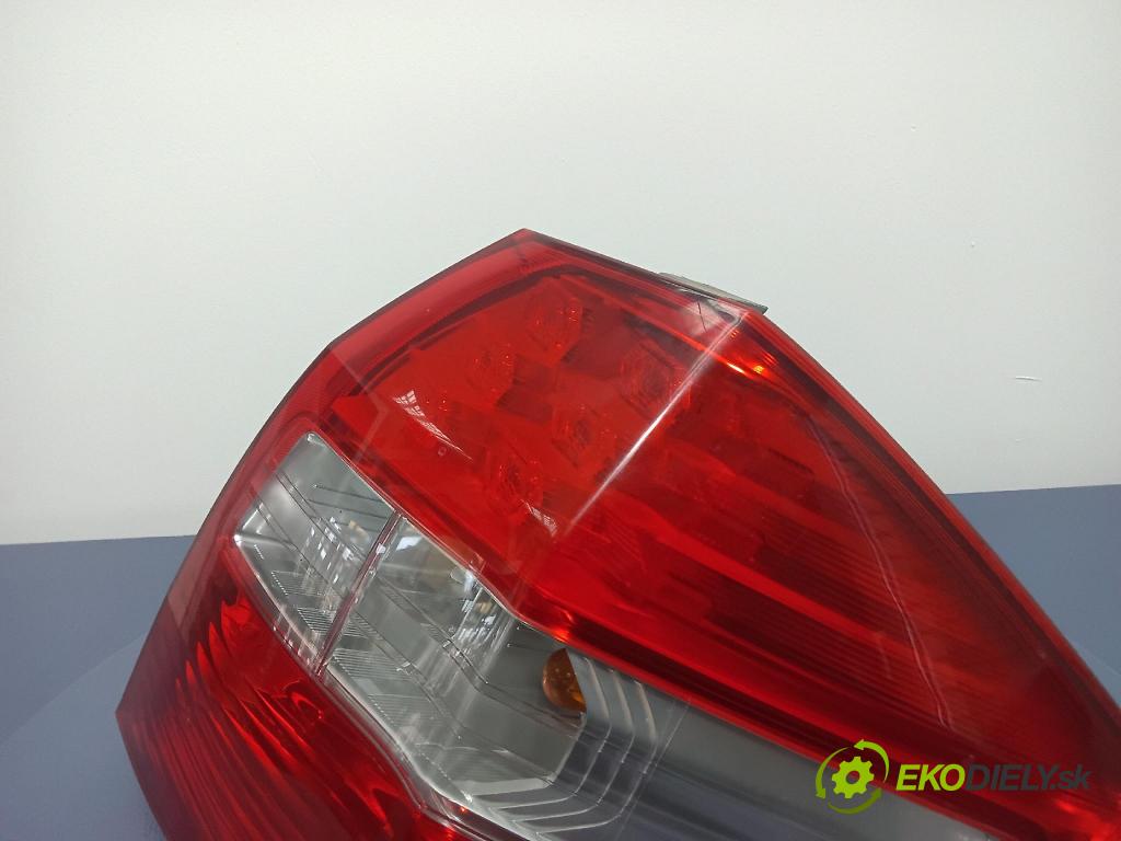 Honda Jazz 2011 svetlo / reflektor zad Prava: Vonkajsia: P9596R