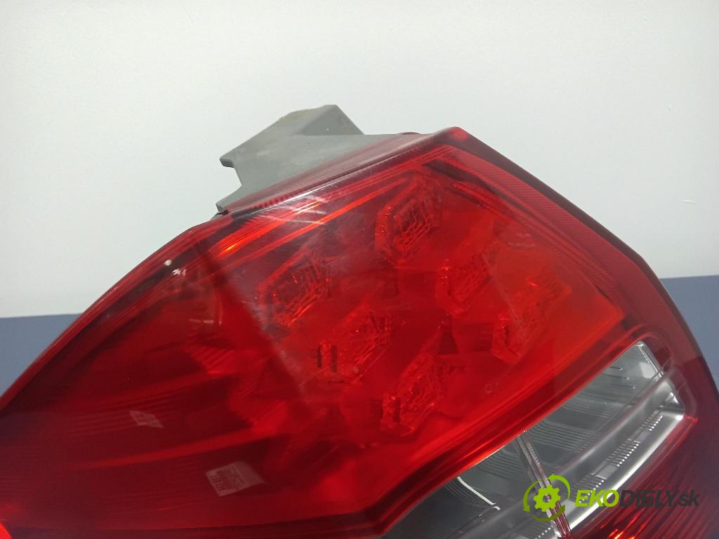 Honda Jazz 2011 svetlo / reflektor zad ľavá Vonkajsia: P9596L