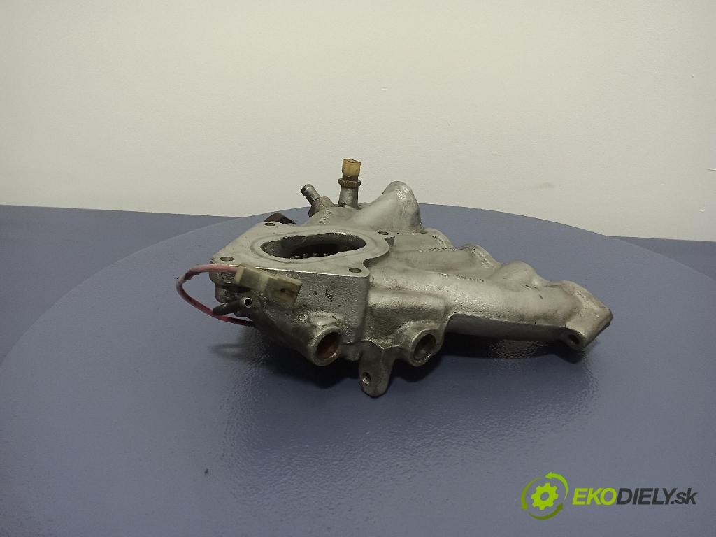 Audi 80 1991 potrubí Sání: 051129713