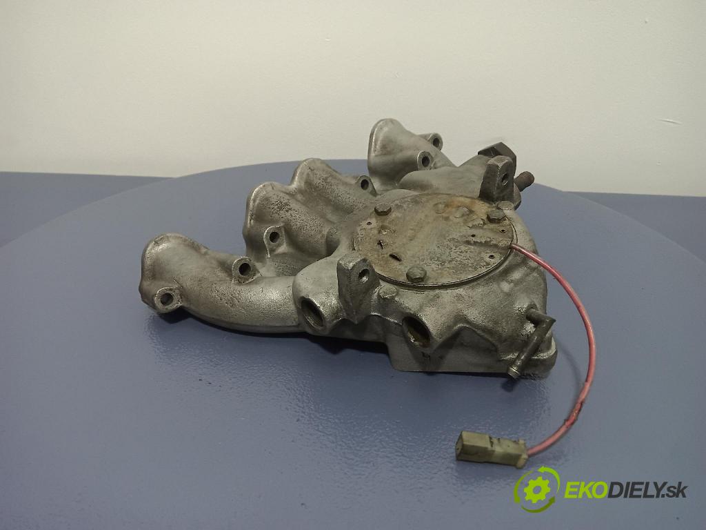 Audi 80 1991 potrubí Sání: 051129713