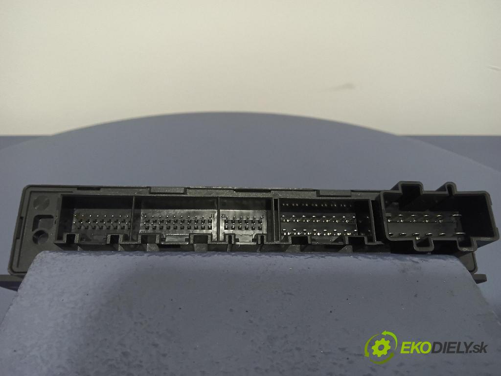 Audi A4 2003 řídící jednotka Komfortu 8E0959433AS