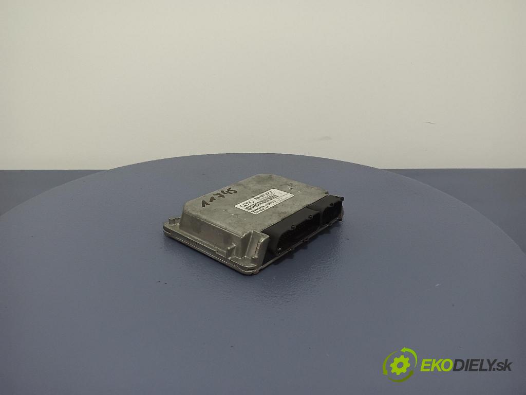 Audi A4 1999 řídící jednotka Motor: 3B0907557B