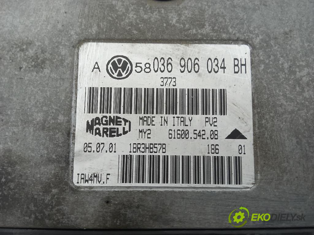 Volkswagen Golf 2000 řídící jednotka Motor: 036906034BH