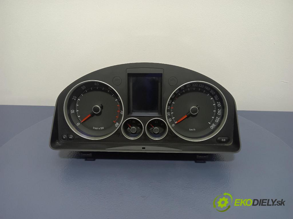 Volkswagen Golf 2006 prístrojovka/ budíky 1K6920872D