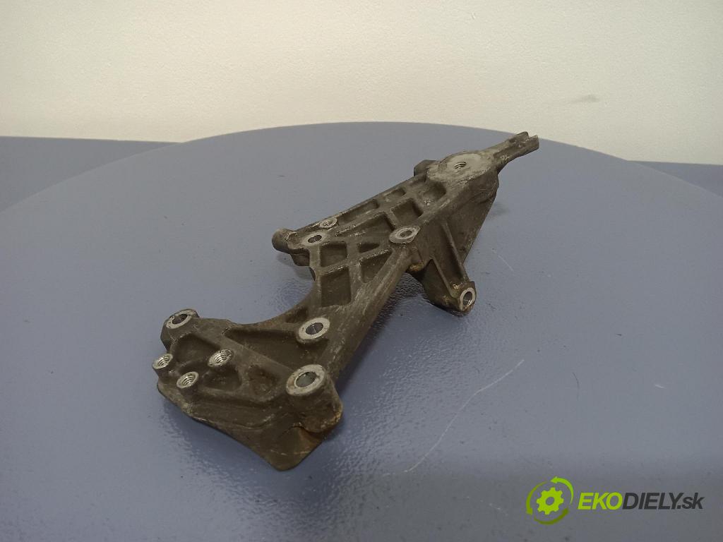 Audi A6 2006 čerpadlo Injekce: 059130147J