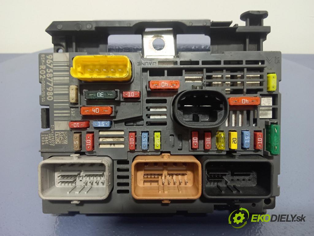 Peugeot 407 2008 skrinka Poistky: 9675877980