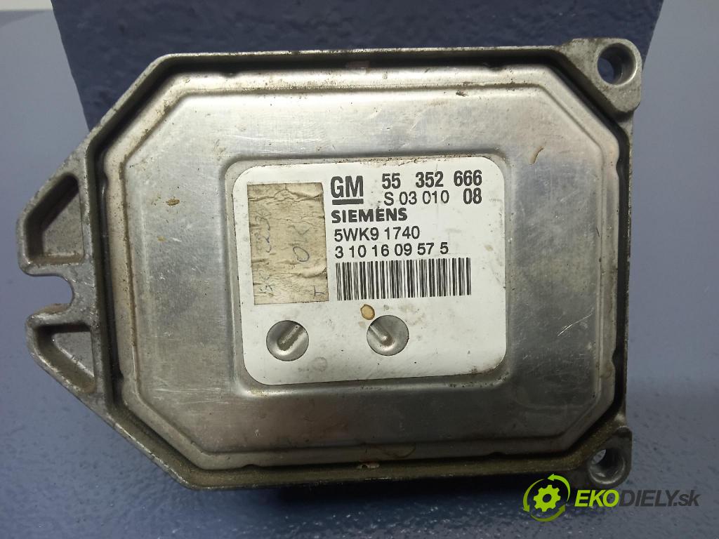 Opel Signum 2003 riadiaca jednotka Motor: 55352666