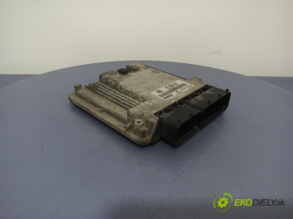 Vw Touareg 2004 riadiaca jednotka Motor: 070906016F