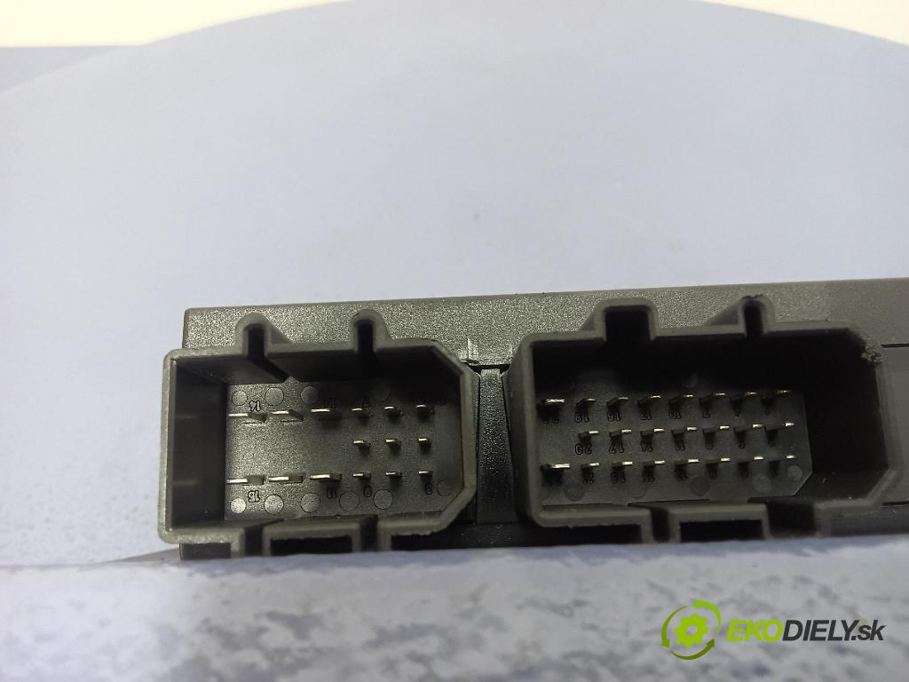 Volkswagen Passat 2002 riadiaca jednotka Komfortu 1C0959799B