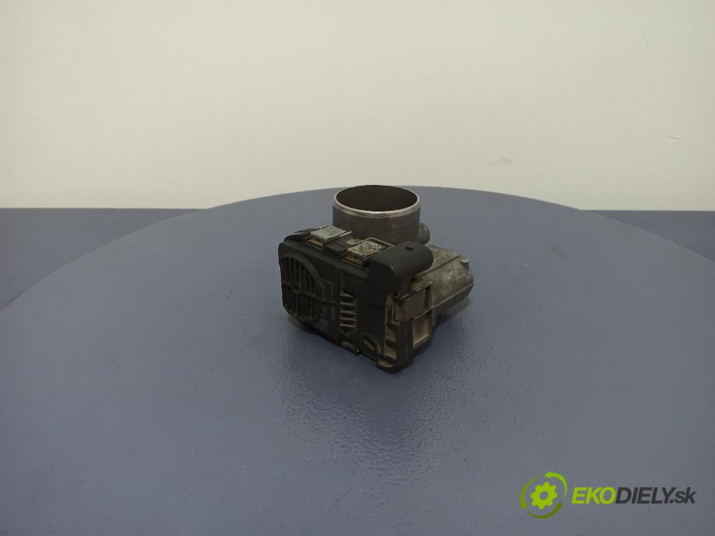 Volkswagen Golf 2004 klapka 03C133062A