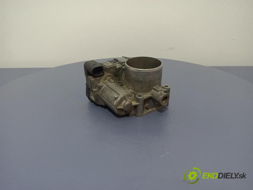 Volkswagen Golf 2004 klapka 03C133062A