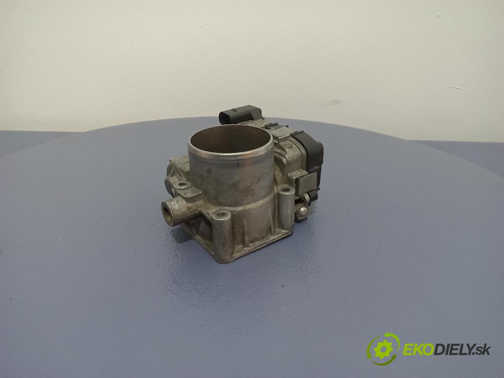 Volkswagen Golf 2004 klapka 03C133062A